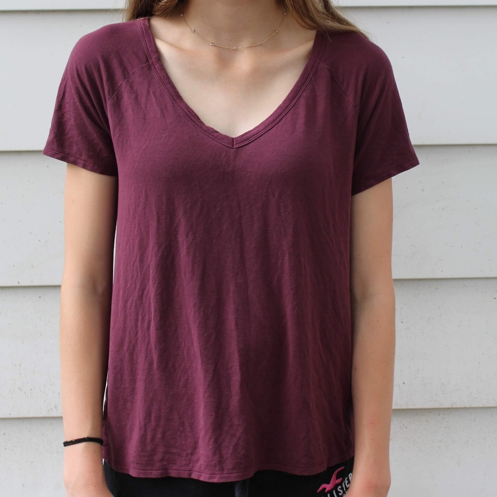 American Eagle Soft & Sexy V-Neck Tee
